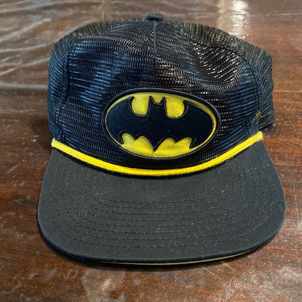 Batman snap back mesh hat